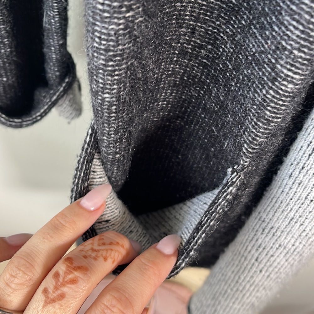 EUC Babaton Aritzia Cashmere Blend Gray Waterfall Cardigan XXS - Picture 5 of 8